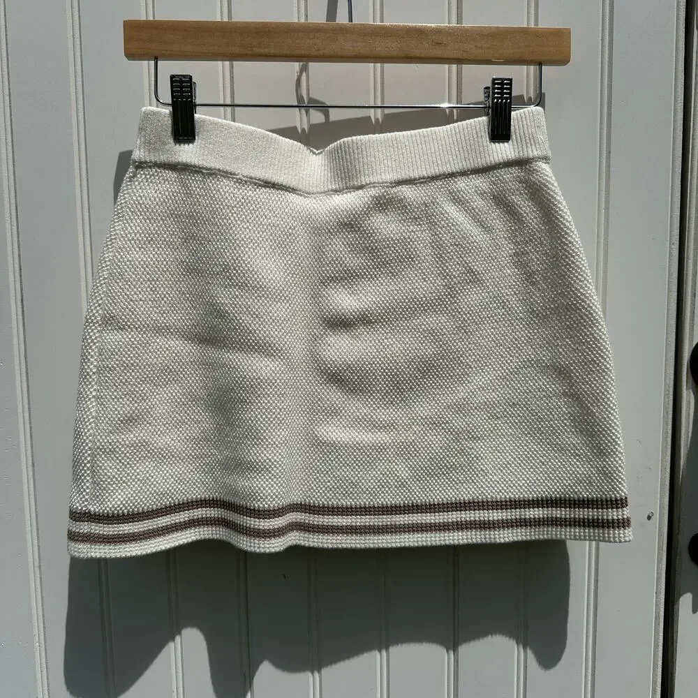 Alo Tennis Club Sweater Knit Skirt Size Small NWOT Ivory / Gravel Hidden Shorts